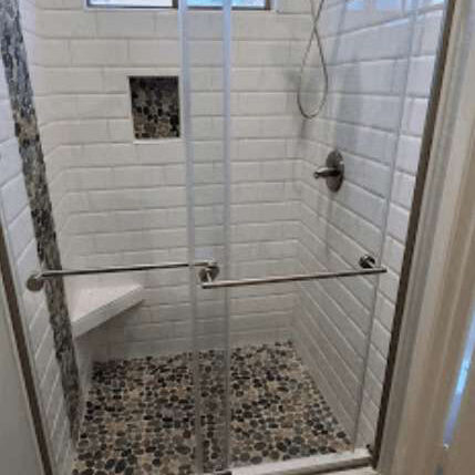 shower-remodel-with-shower-door-tm